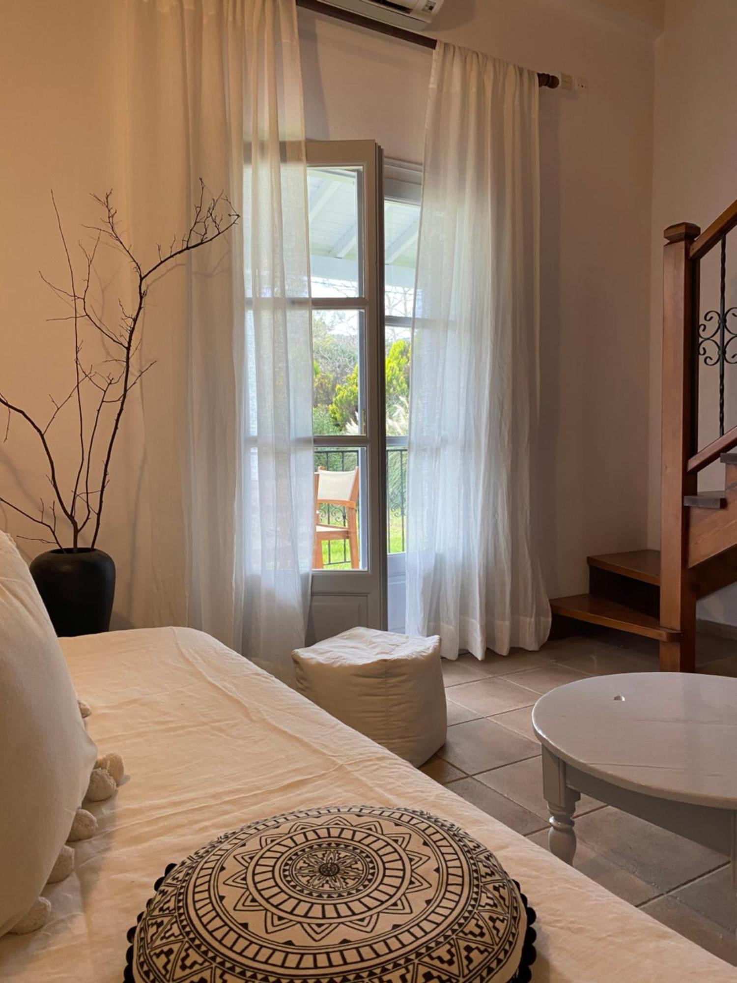 Calma Cottage Skiathos Town Exterior photo