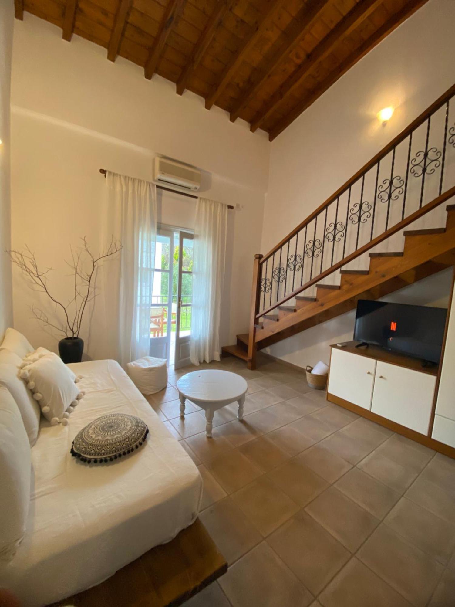 Calma Cottage Skiathos Town Exterior photo